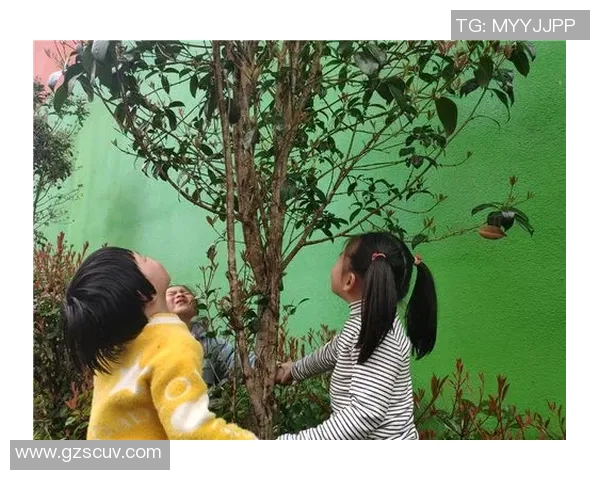 足球球星与大自然亲密接触 球场之外的绿意生活